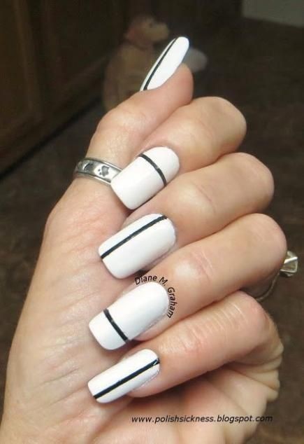 white-and-black-nail-polish-22_19 Lac de unghii alb și negru