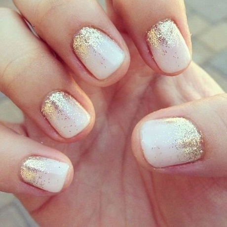 white-and-gold-nail-designs-68_20 Modele de unghii albe și aurii