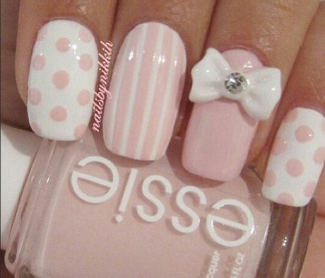 white-and-pink-nail-art-40_10 Arta unghiilor albe și roz