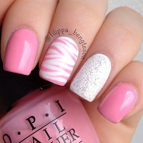 white-and-pink-nail-designs-65_6 Modele de unghii albe și roz