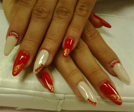white-and-red-nail-designs-72_6 Modele de unghii albe și roșii