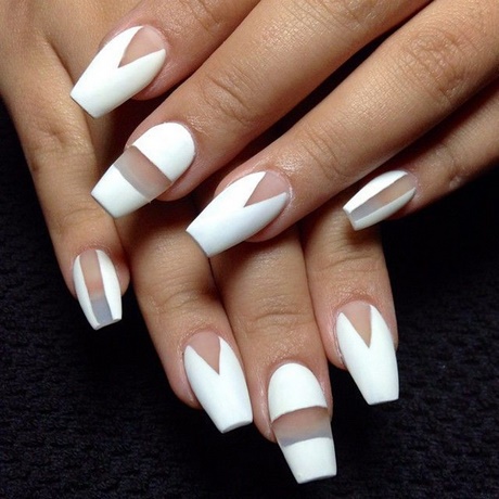 white-color-nail-art-30_14 Arta unghiilor de culoare albă