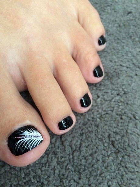 white-toe-nail-art-84_16 Alb deget de la picior nail art