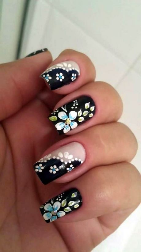 basic-flower-nail-art-25_14 Arta de bază a unghiilor de flori