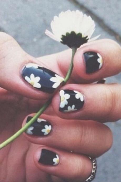 basic-flower-nail-art-25_4 Arta de bază a unghiilor de flori