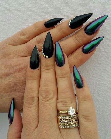 black-and-chrome-nail-designs-10_14 Modele de unghii negre și cromate