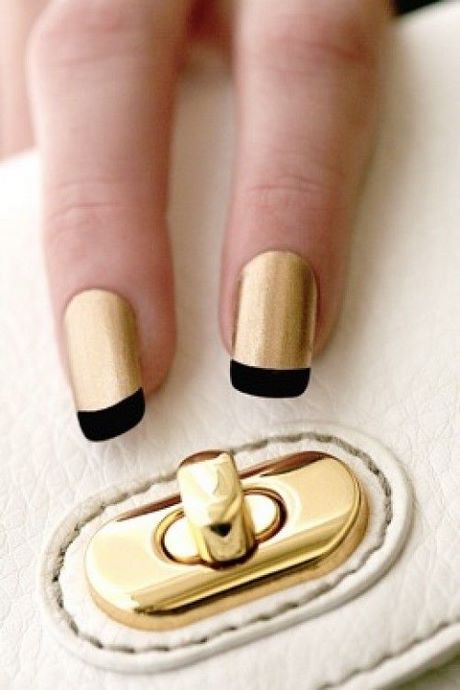 black-and-gold-french-tip-nails-60_17 Negru și aur Franceză sfat cuie