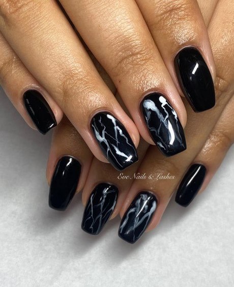 black-and-white-marble-nail-design-59_4 Design de unghii din marmură alb-negru