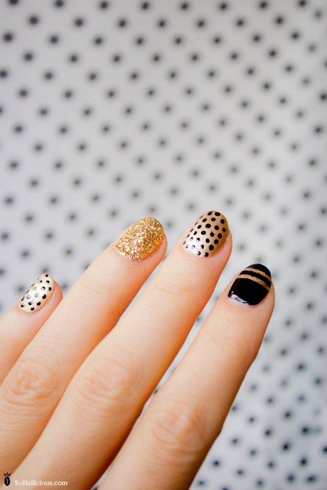 black-and-white-polka-dot-nail-designs-24_14 Modele de unghii cu buline alb-negru