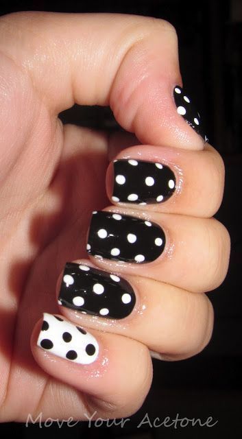 black-and-white-polka-dot-nail-designs-24_15 Modele de unghii cu buline alb-negru