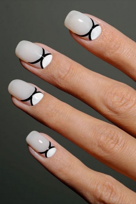 black-and-white-short-nail-designs-15_10 Modele de unghii scurte alb-negru