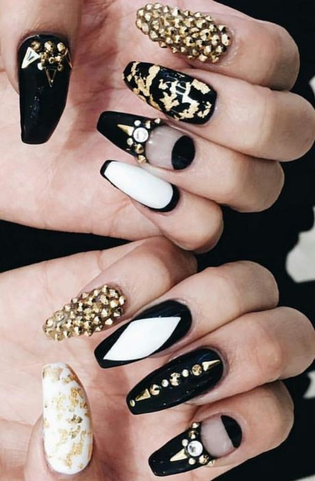 black-and-white-short-nail-designs-15_16 Modele de unghii scurte alb-negru