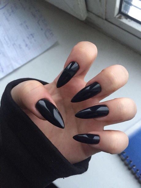 black-matte-nails-stiletto-68_14 Negru mat unghii stilet