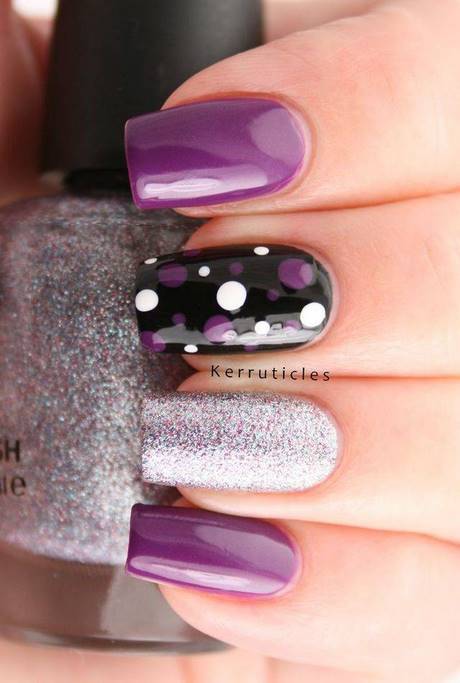 black-nails-with-polka-dots-64_11 Unghii negre cu buline