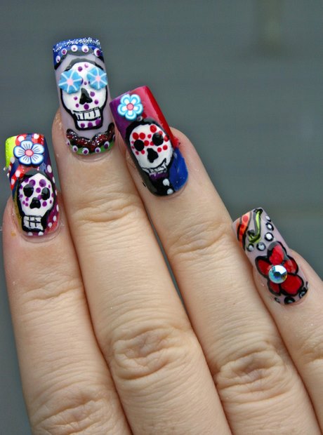 dia-de-los-muertos-nail-designs-89_13 Dia de los muertos modele de unghii