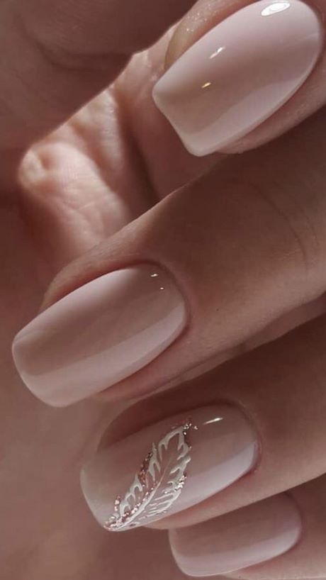 elegant-gel-nail-ideas-36_5 Idei elegante de unghii cu gel