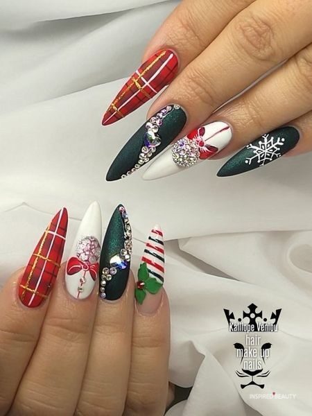 festive-acrylic-nail-designs-76_9 Modele de unghii acrilice Festive