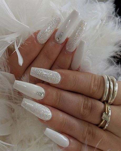 glitter-and-diamond-nail-designs-32_10 Modele de unghii cu sclipici și diamante