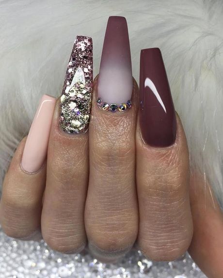 glitter-and-diamond-nail-designs-32_5 Modele de unghii cu sclipici și diamante