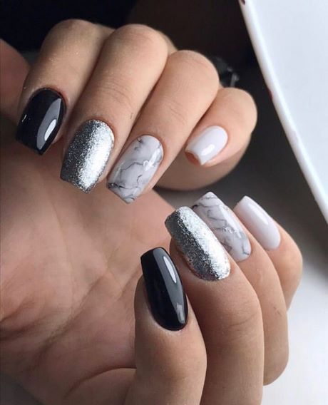 gray-and-white-marble-nails-58_14 Unghii de marmură gri și alb