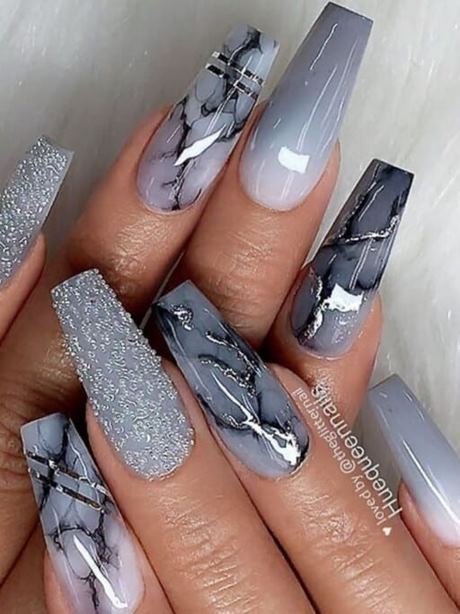 gray-and-white-marble-nails-58_2 Unghii de marmură gri și alb