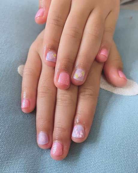little-girl-nail-polish-ideas-64_9 Idei de lacuri de unghii pentru fetițe