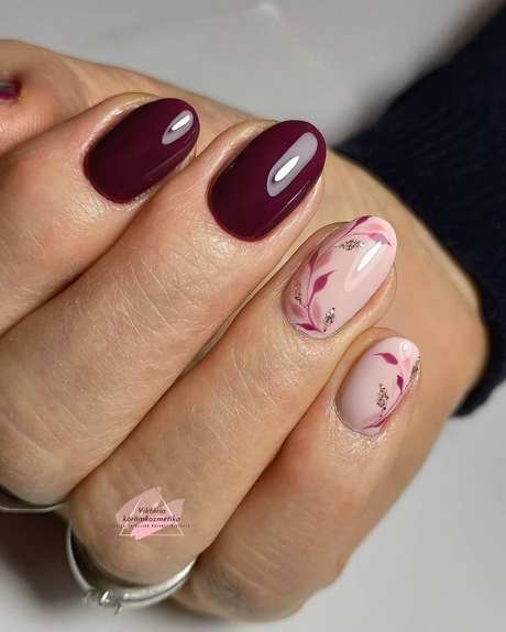 maroon-almond-acrylic-nails-79_16 Maro migdale acrilice cuie