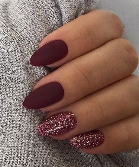 matte-maroon-nail-designs-59_11 Modele de unghii maro mat