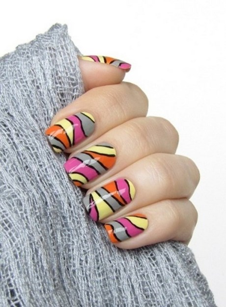 nail-designs-with-tape-for-short-nails-04_2 Modele de unghii cu bandă pentru unghii scurte