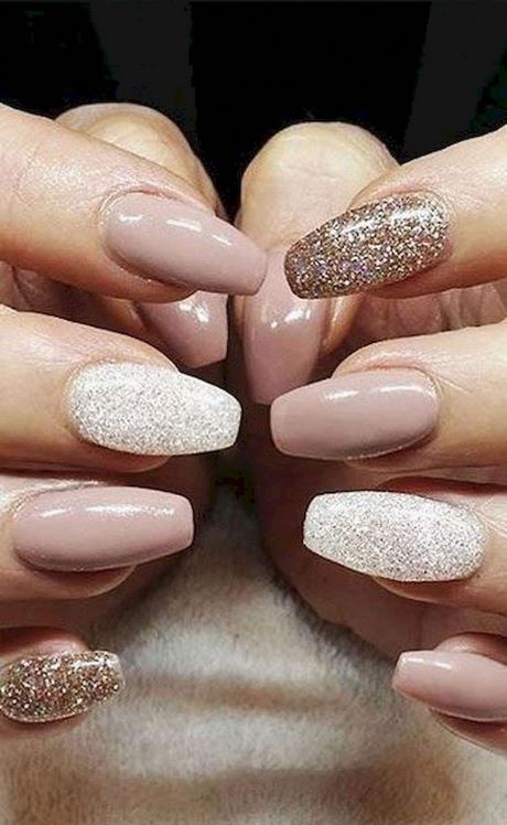 nail-polish-ideas-with-glitter-54_11 Idei de lacuri de unghii cu sclipici