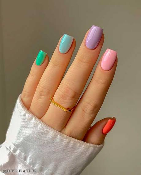 pastel-gel-nail-designs-99_5 Modele de unghii cu gel Pastel