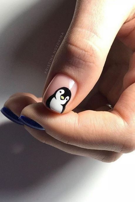 penguin-nail-art-designs-91_10 Penguin nail Art designs