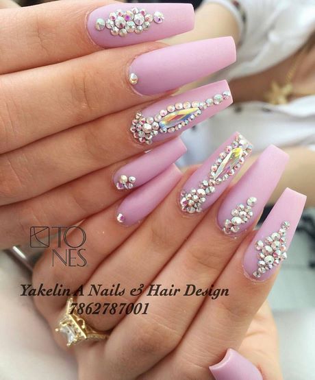 pink-bling-nail-designs-02_3 Modele de unghii roz bling