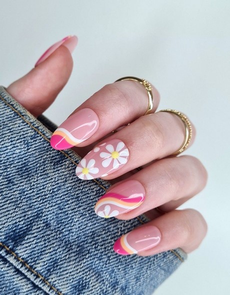 pink-nails-with-polka-dots-72_16 Unghii roz cu buline