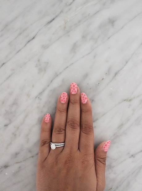 pink-nails-with-polka-dots-72_8 Unghii roz cu buline