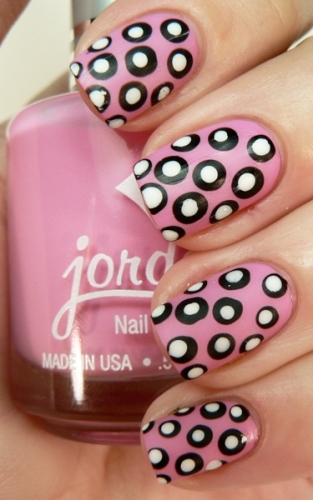 polka-dot-design-nails-14_15 Cuie de design Polka dot