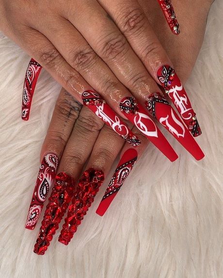 red-bandana-nail-designs-70 Modele de unghii cu bandană roșie