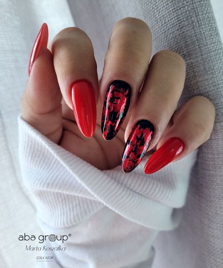 red-black-and-silver-nail-designs-94_10 Modele de unghii roșu negru și argintiu