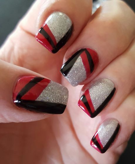 red-black-and-silver-nail-designs-94_11 Modele de unghii roșu negru și argintiu