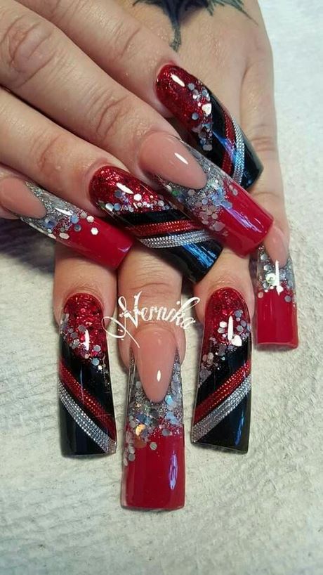 red-black-and-silver-nail-designs-94_5 Modele de unghii roșu negru și argintiu
