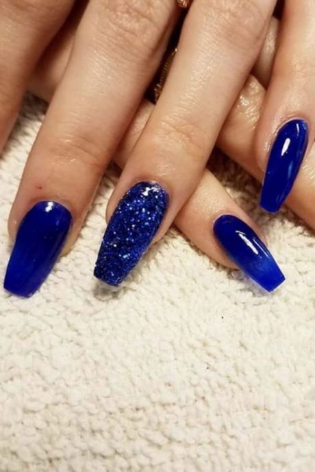 royal-blue-acrylic-nails-for-prom-60_18 Royal unghii acrilice albastru pentru bal