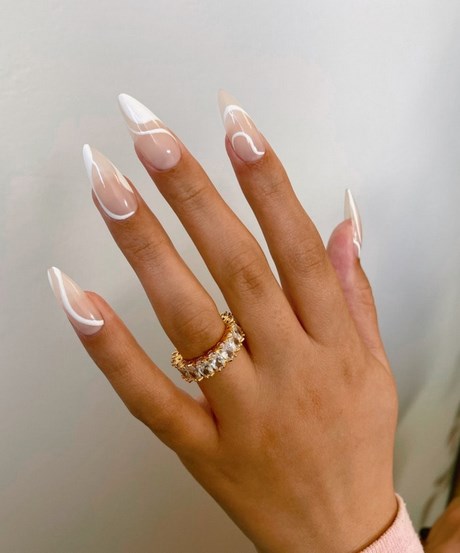 simple-nail-designs-white-53_12 Modele simple de unghii alb