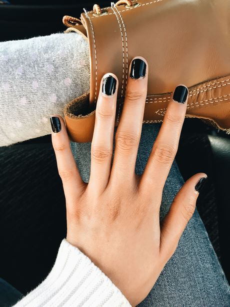 tan-and-black-nail-designs-69_4 Modele de unghii Tan și negru