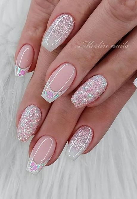 white-tip-nail-design-ideas-01_6 Idei de design pentru unghii cu vârf alb