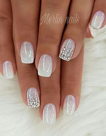 white-tip-nail-designs-with-glitter-77_10 Modele de unghii cu vârf alb cu sclipici