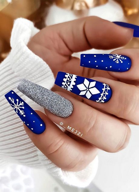 winter-blue-nail-designs-64_5 Modele de unghii albastre de iarnă