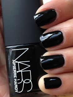 black-nail-polish-ideas-45_6 Idei de lacuri de unghii negre