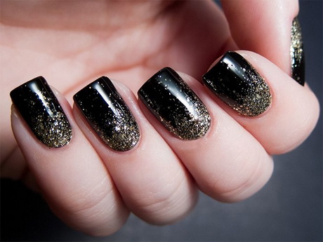 black-nail-polish-ideas-45_7 Idei de lacuri de unghii negre