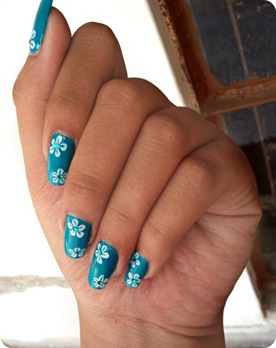 blue-summer-nails-77_17 Unghii albastre de vară