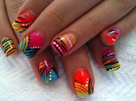 colorful-nail-art-39_18 Arta unghiilor colorate